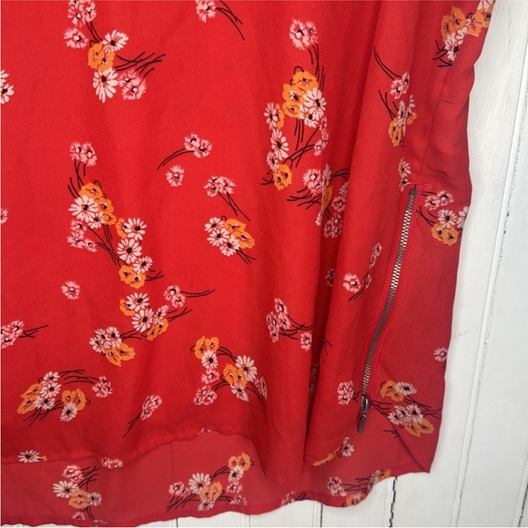 Maurices Tank Top Red Floral Size XL - Picture 4 of 6